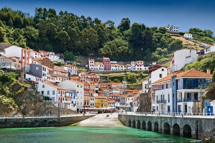 Località di Cudillero, uno dei borghi più belli del nord della Spagna